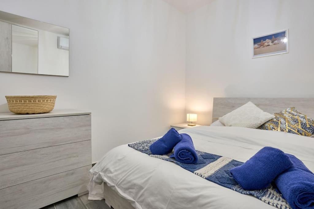 Two Bedroom Apartment In Xemxija, St. Paul'S Bay Exterior foto
