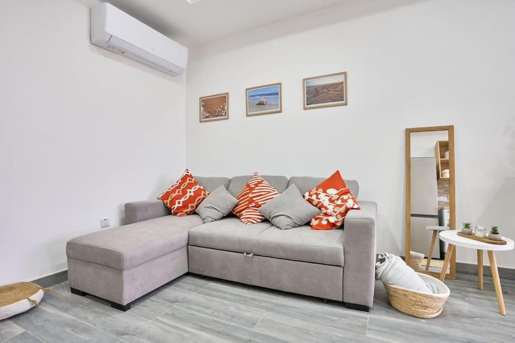 Two Bedroom Apartment In Xemxija, St. Paul'S Bay Exterior foto