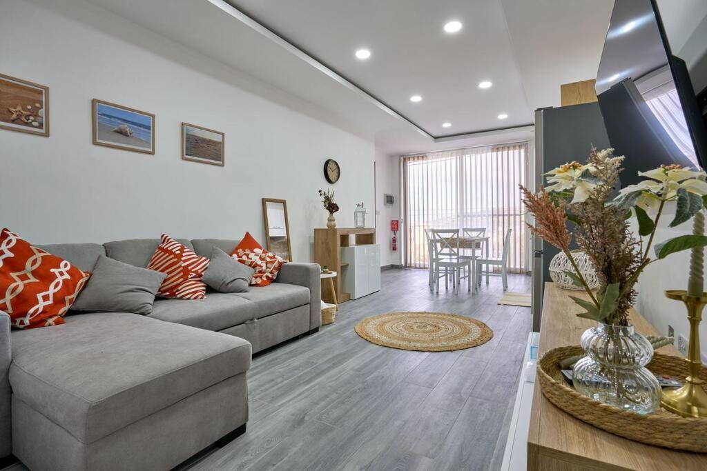 Two Bedroom Apartment In Xemxija, St. Paul'S Bay Exterior foto